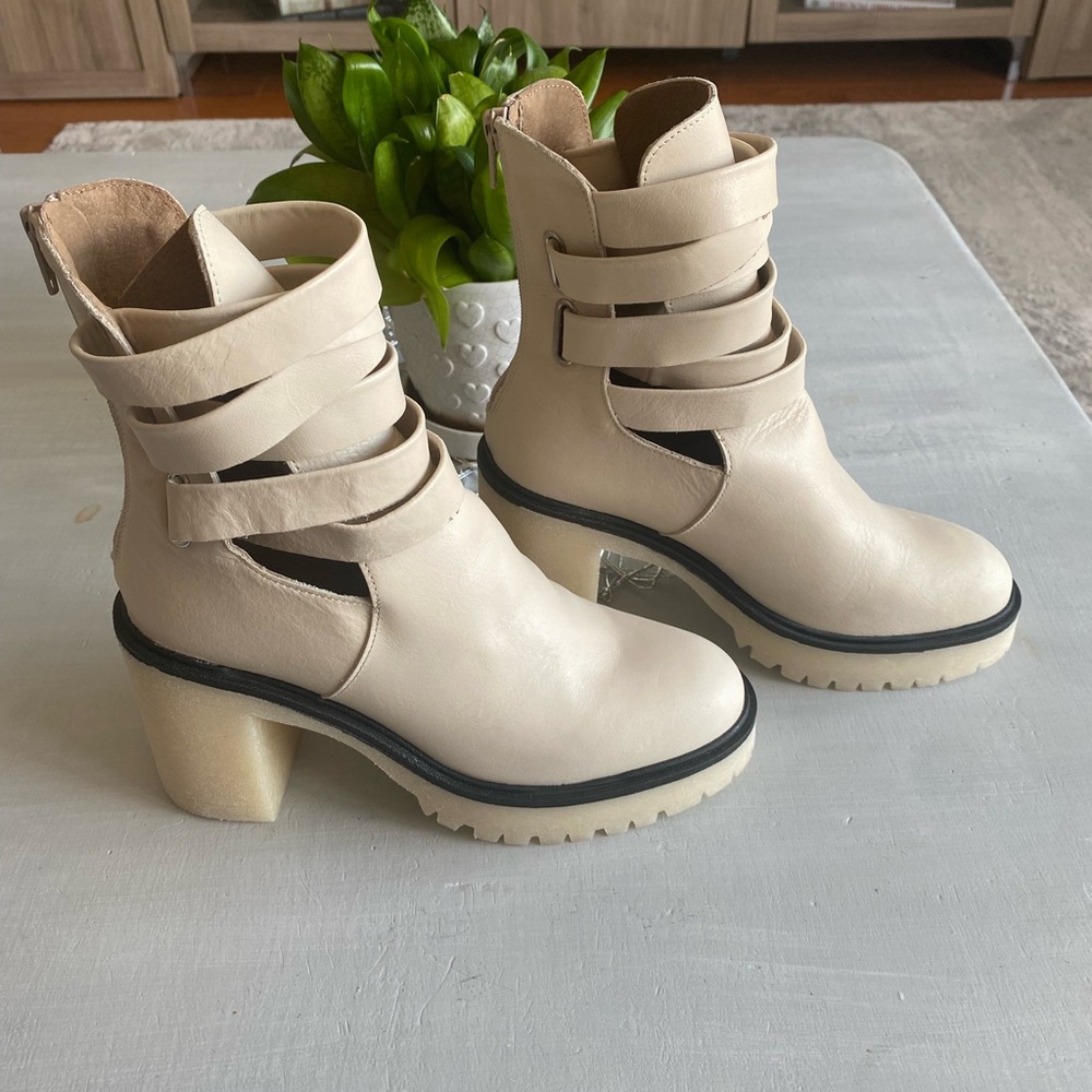 New Free People Jessie Cutout Boots size 38.5 - Picture 5 of 11